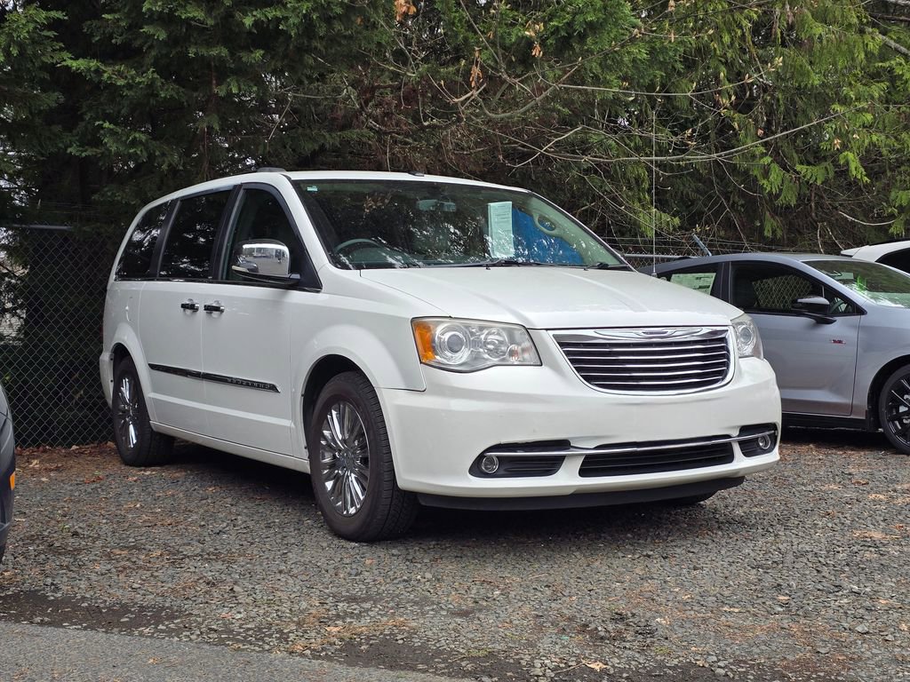 Used 2011 Chrysler Town & Country Limited