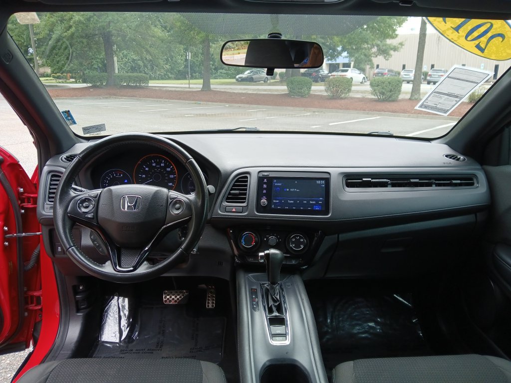 Used 2019 Honda HR-V Sport image 25