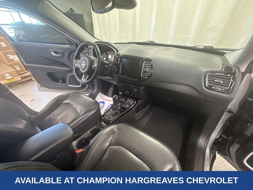 Used 2018 Jeep Compass Limited AWD/4WD image 38
