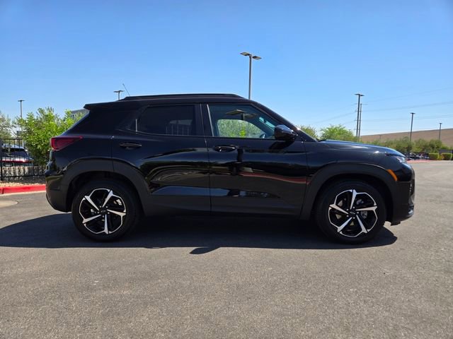 Used 2021 Chevrolet TrailBlazer RS w/ Sun and Liftgate Package FWD image 7