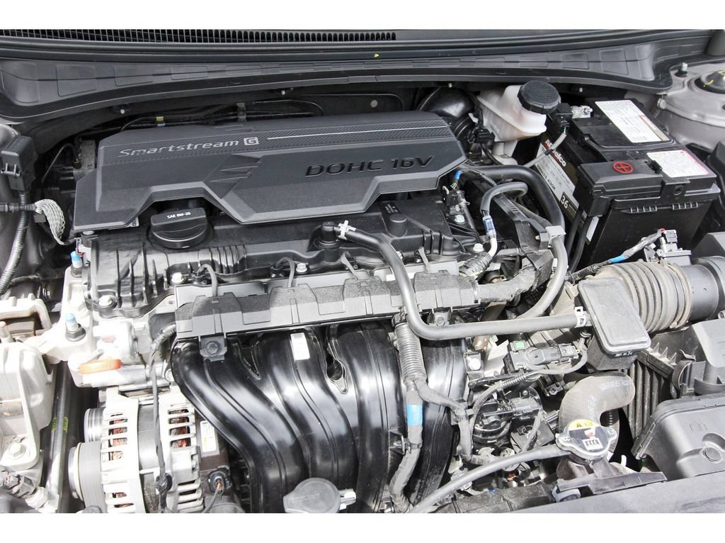 Certified 2022 Hyundai Elantra SEL w/ Convenience + Premium Package FWD image 35