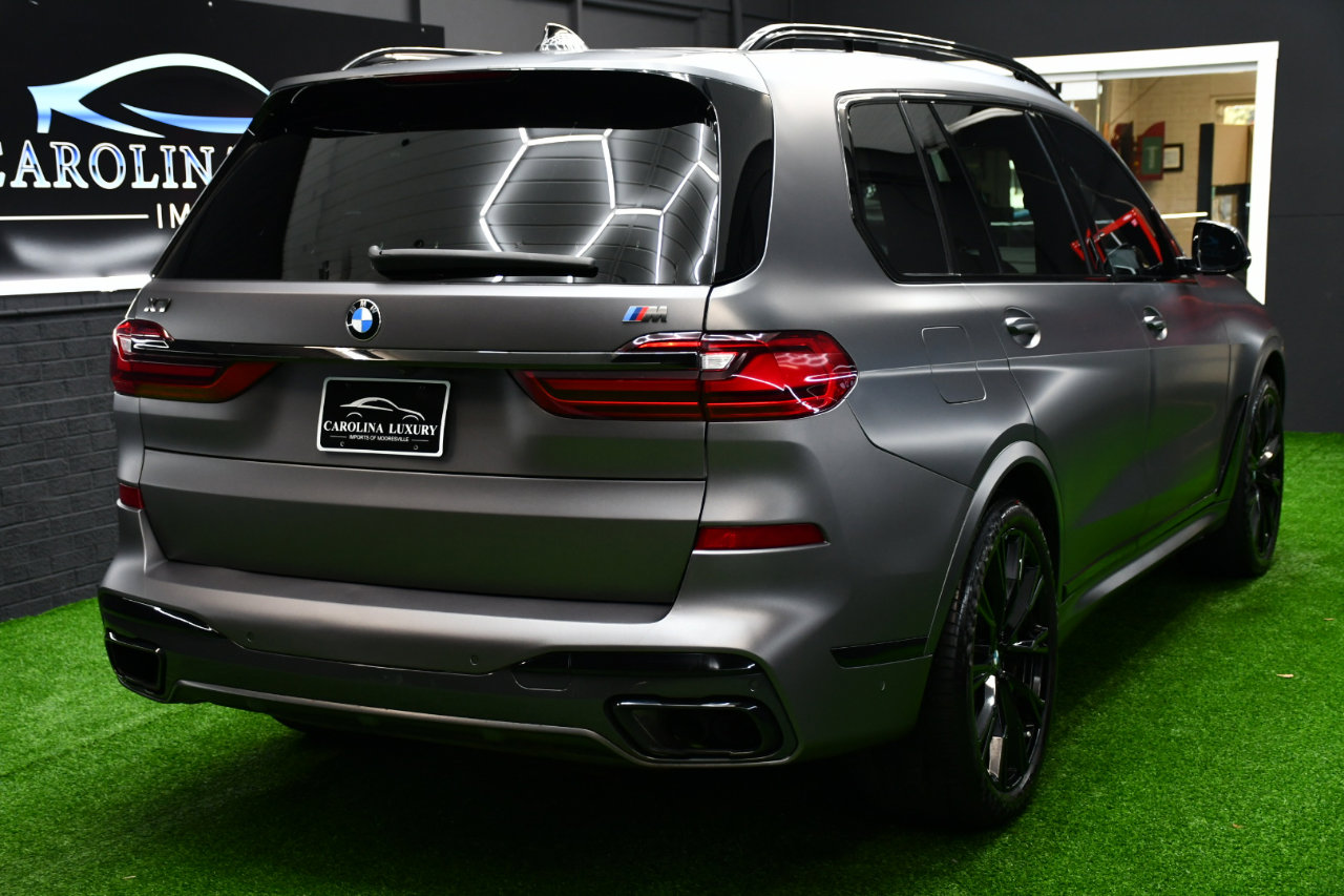 Used 2022 BMW X7 M50i w/ Executive Package image 4
