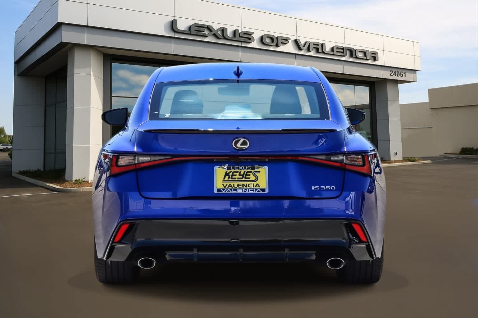 Used 2025 Lexus IS 350 F Sport w/ Accessory Package 2 RWD image 3