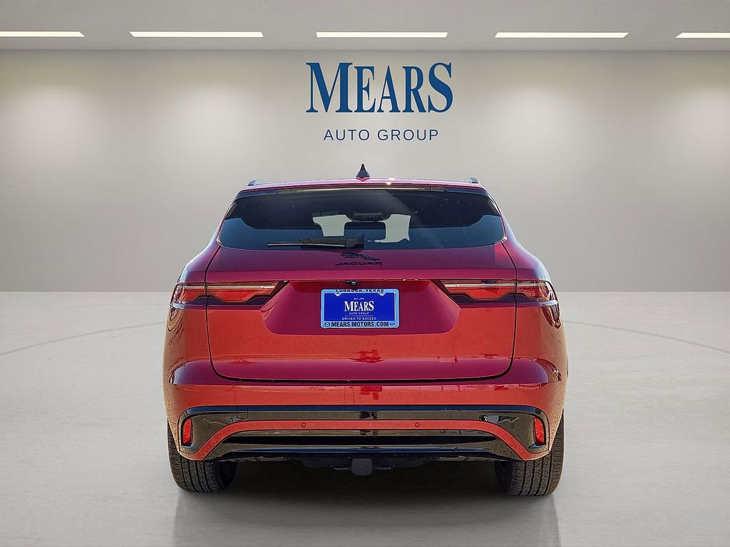 Used 2024 Jaguar F-PACE R-Dynamic S image 4