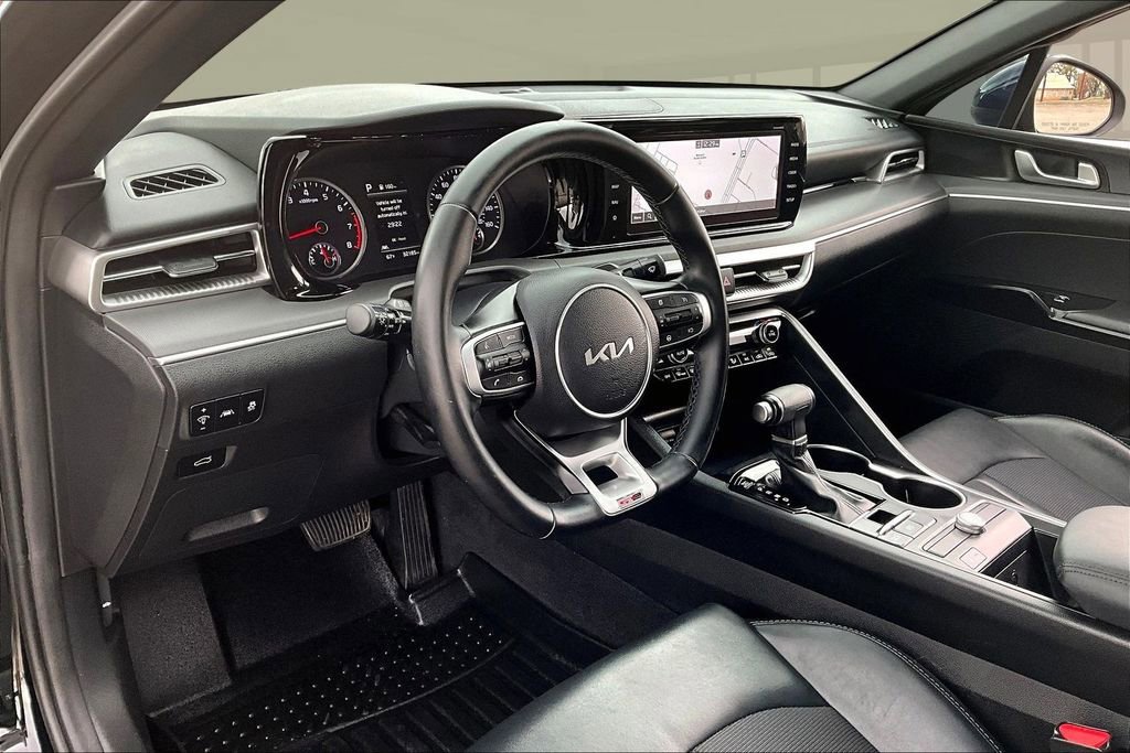 Used 2022 Kia K5 GT-Line image 16