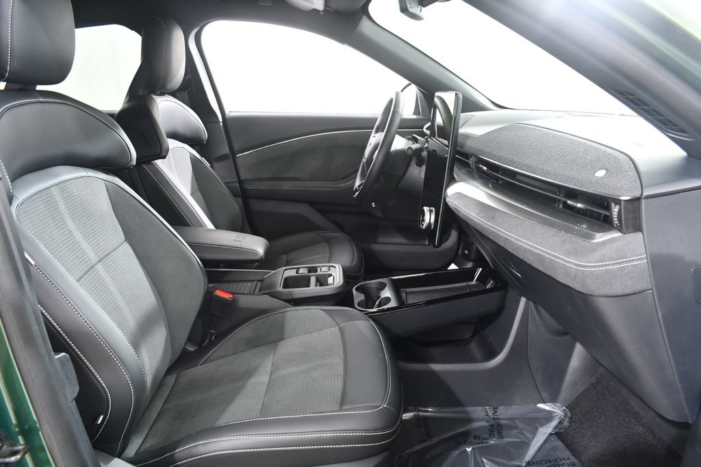Used 2025 Ford Mustang Mach-E GT AWD/4WD image 10