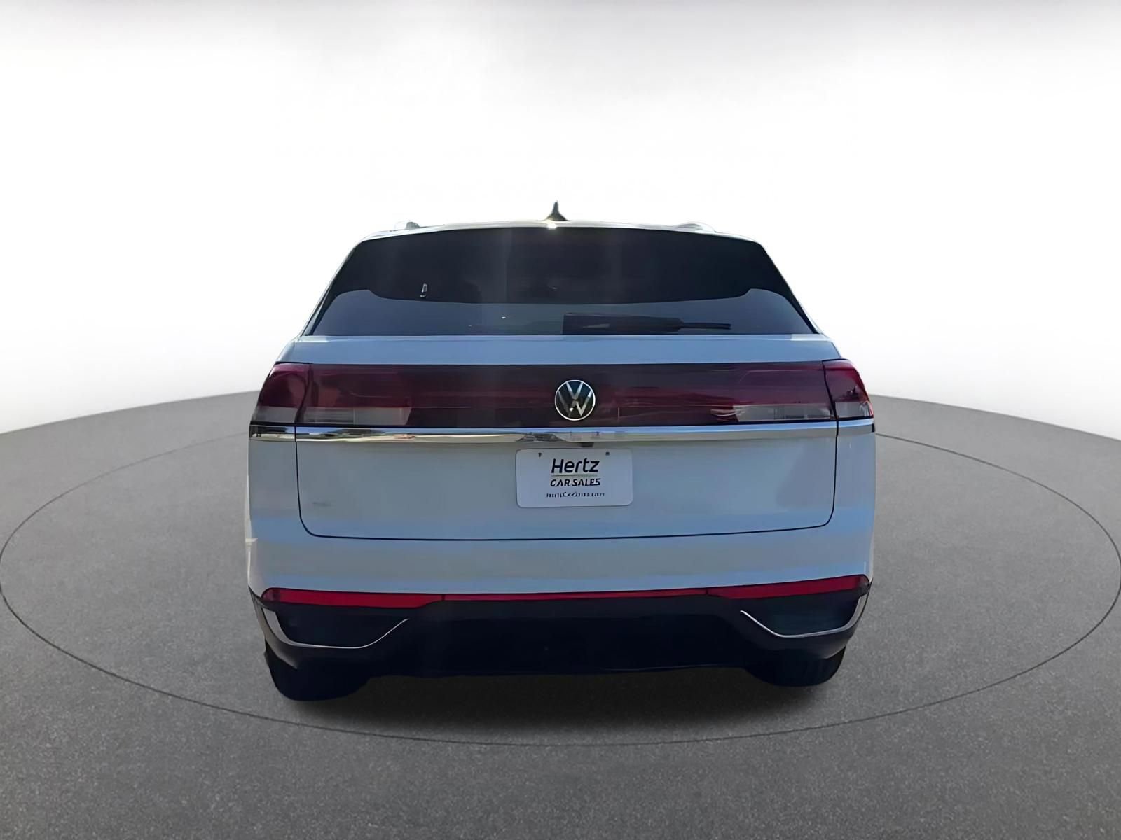 Used 2025 Volkswagen Atlas Cross Sport SE image 12