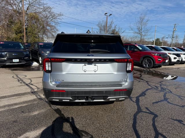 Used 2025 Ford Explorer Active w/ Active Comfort Package image 26