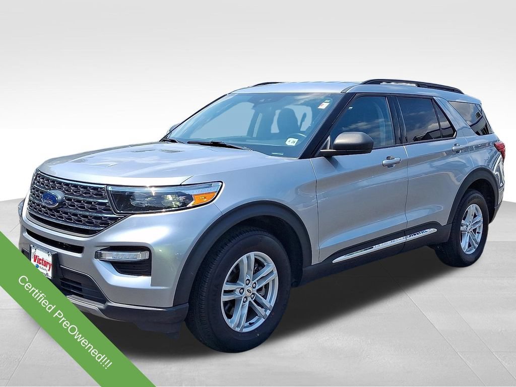 Used 2023 Ford Explorer XLT w/ Equipment Group 202A AWD/4WD image 3