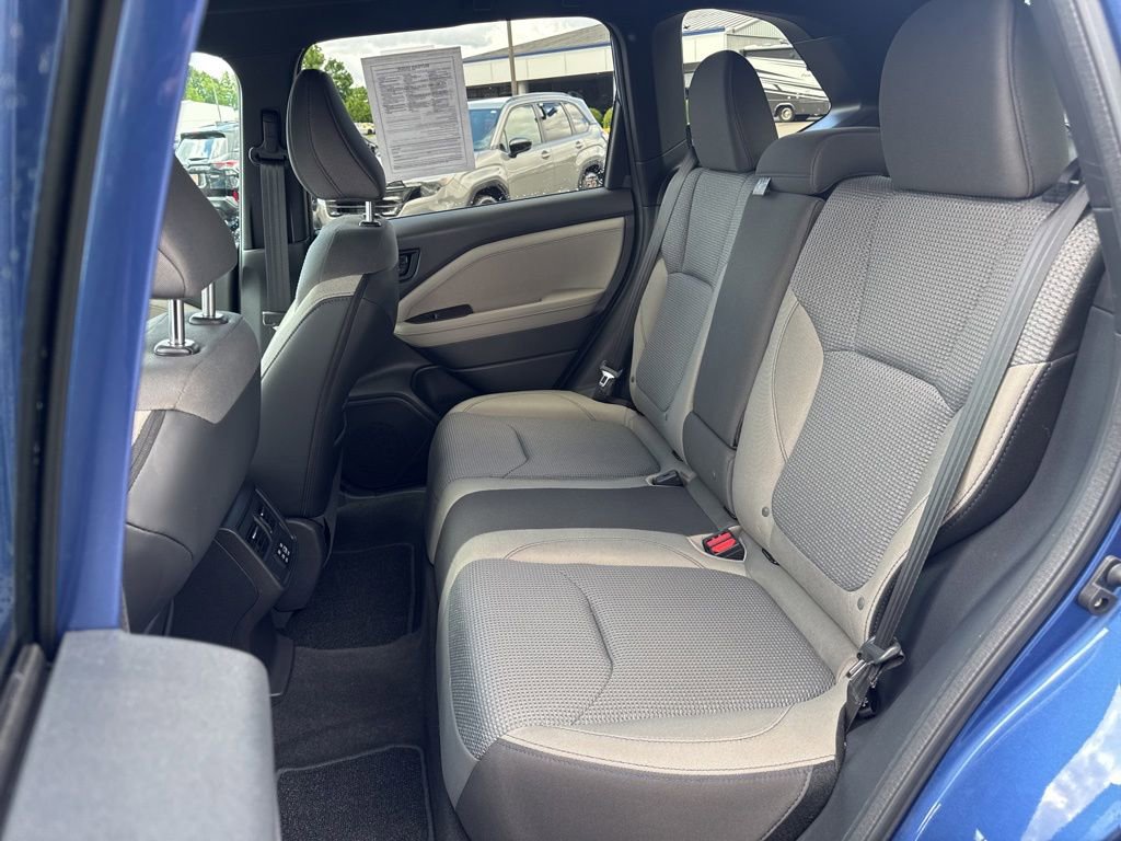 Used 2026 Subaru Forester Premium AWD/4WD image 11