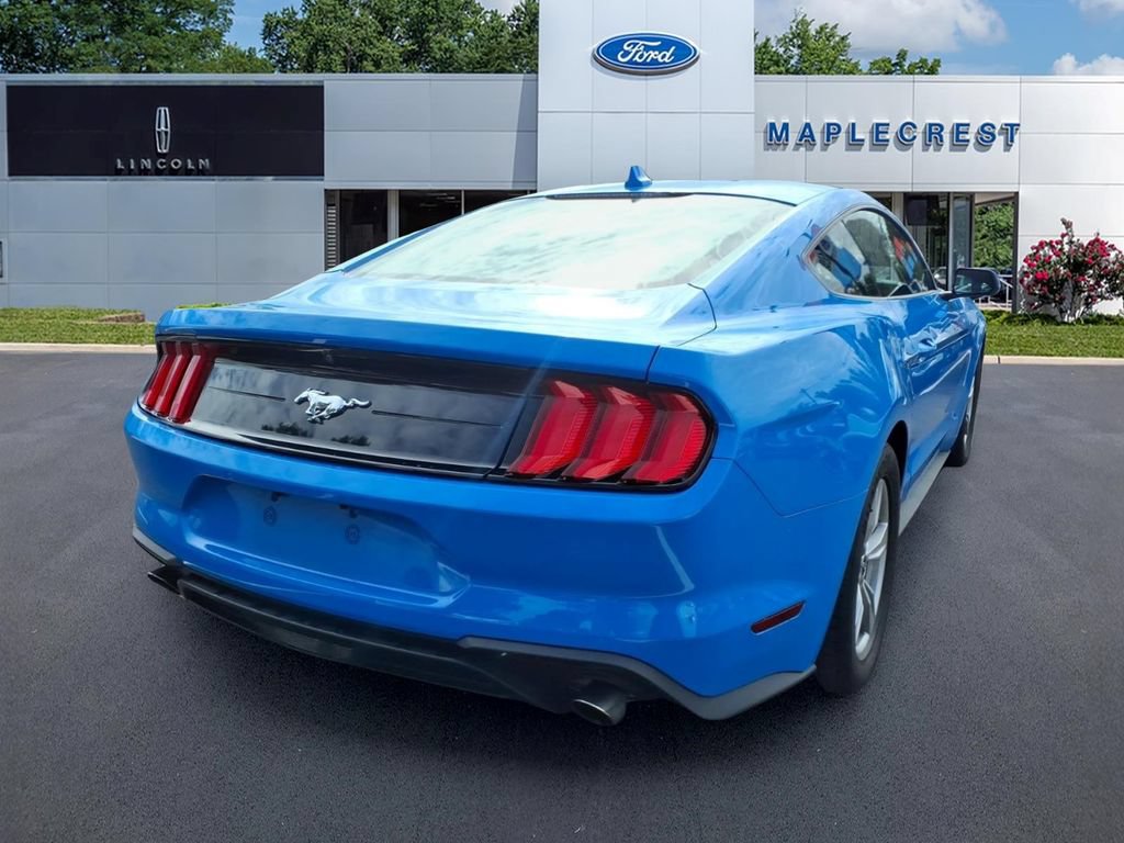 Used 2022 Ford Mustang Coupe RWD image 4