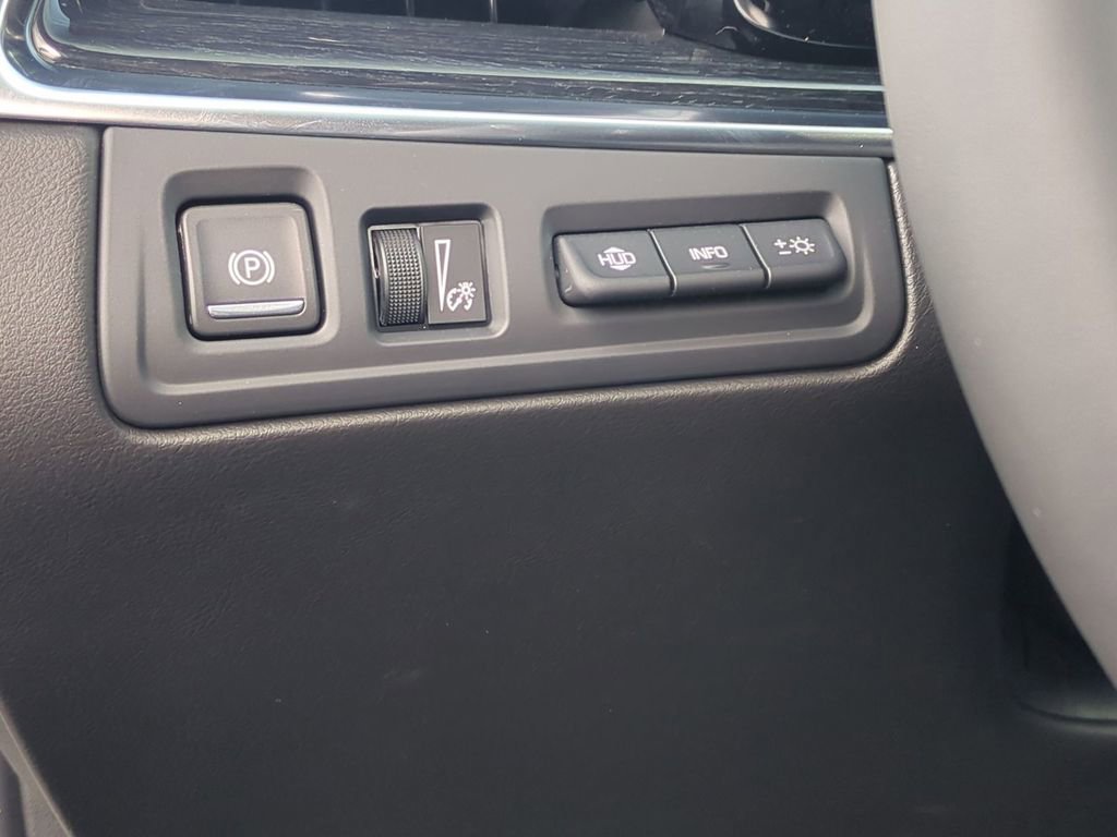 New 2026 Cadillac XT5 Premium Luxury w/ LPO, ONYX Package FWD image 22