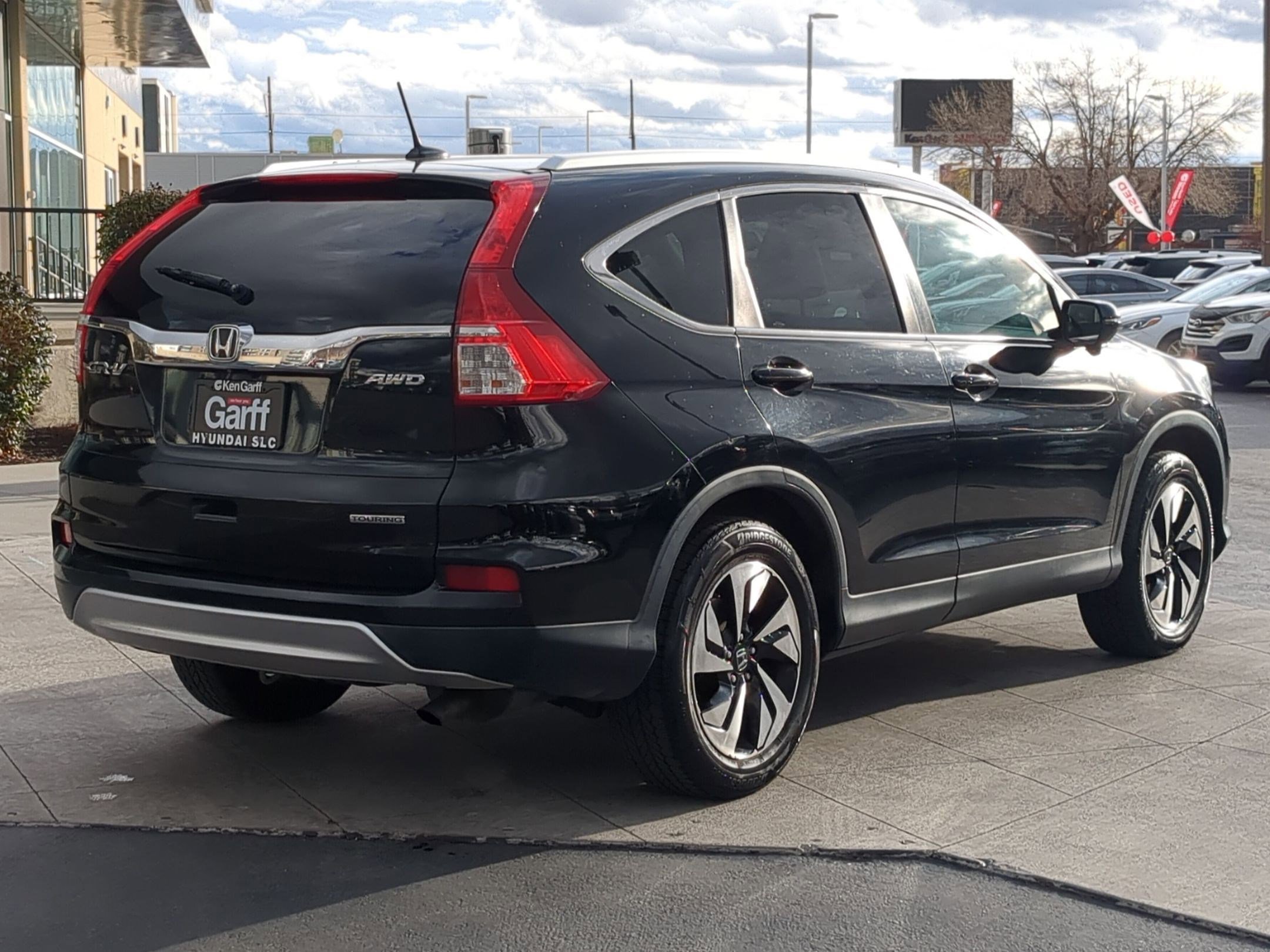 Used 2015 Honda CR-V Touring image 3