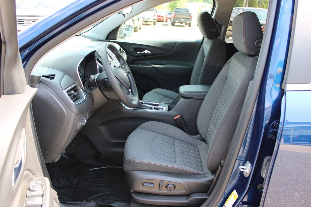 Used 2022 Chevrolet Equinox LT AWD/4WD image 9