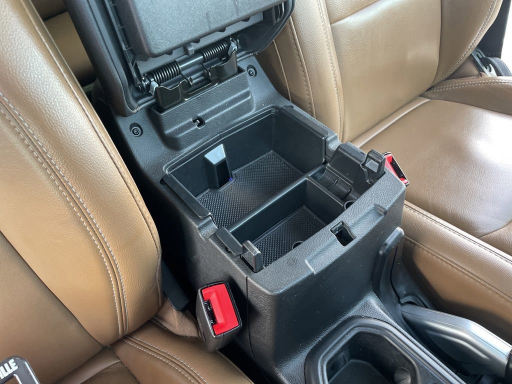 Used 2022 Jeep Wrangler Unlimited Rubicon w/ Trailer Tow Package image 45