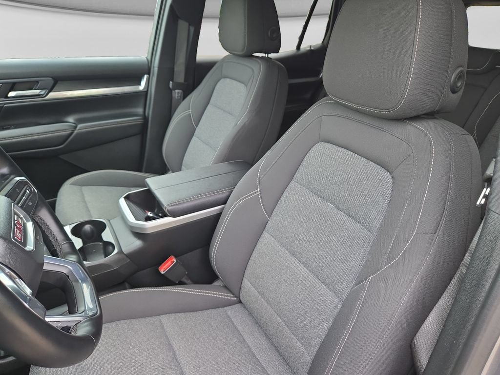 Used 2025 GMC Terrain Elevation AWD/4WD image 22