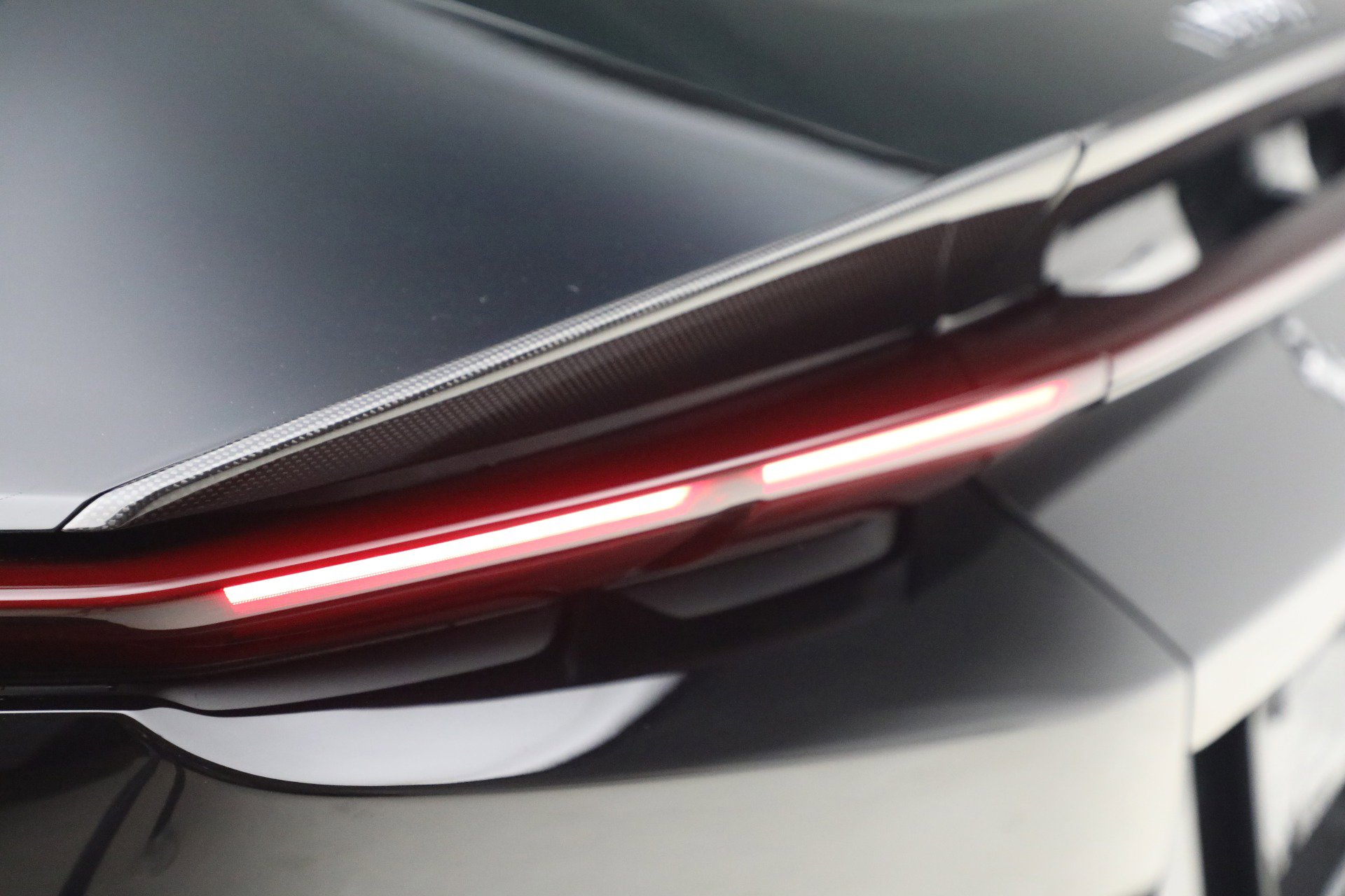 Certified 2025 Ferrari 12Cilindri image 22