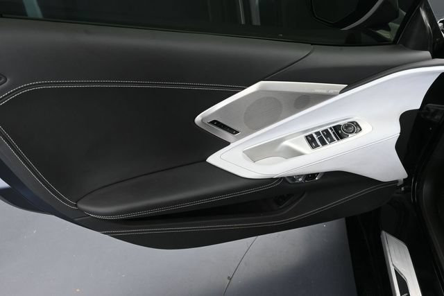 Used 2021 Chevrolet Corvette Stingray Premium Conv w/ Z51 Performance Package RWD image 26