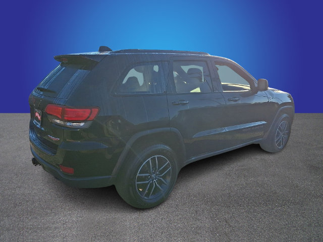 Used 2018 Jeep Grand Cherokee Trailhawk w/ Trailhawk Luxury Group AWD/4WD image 4