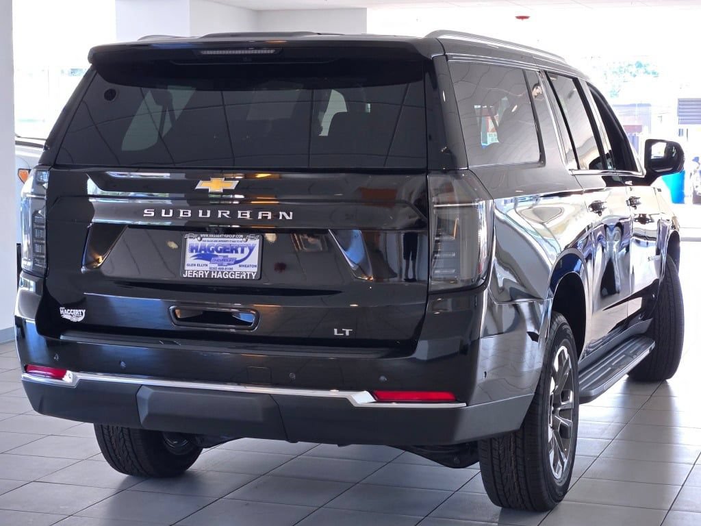 New 2026 Chevrolet Suburban LT w/ Comfort Package AWD/4WD image 12
