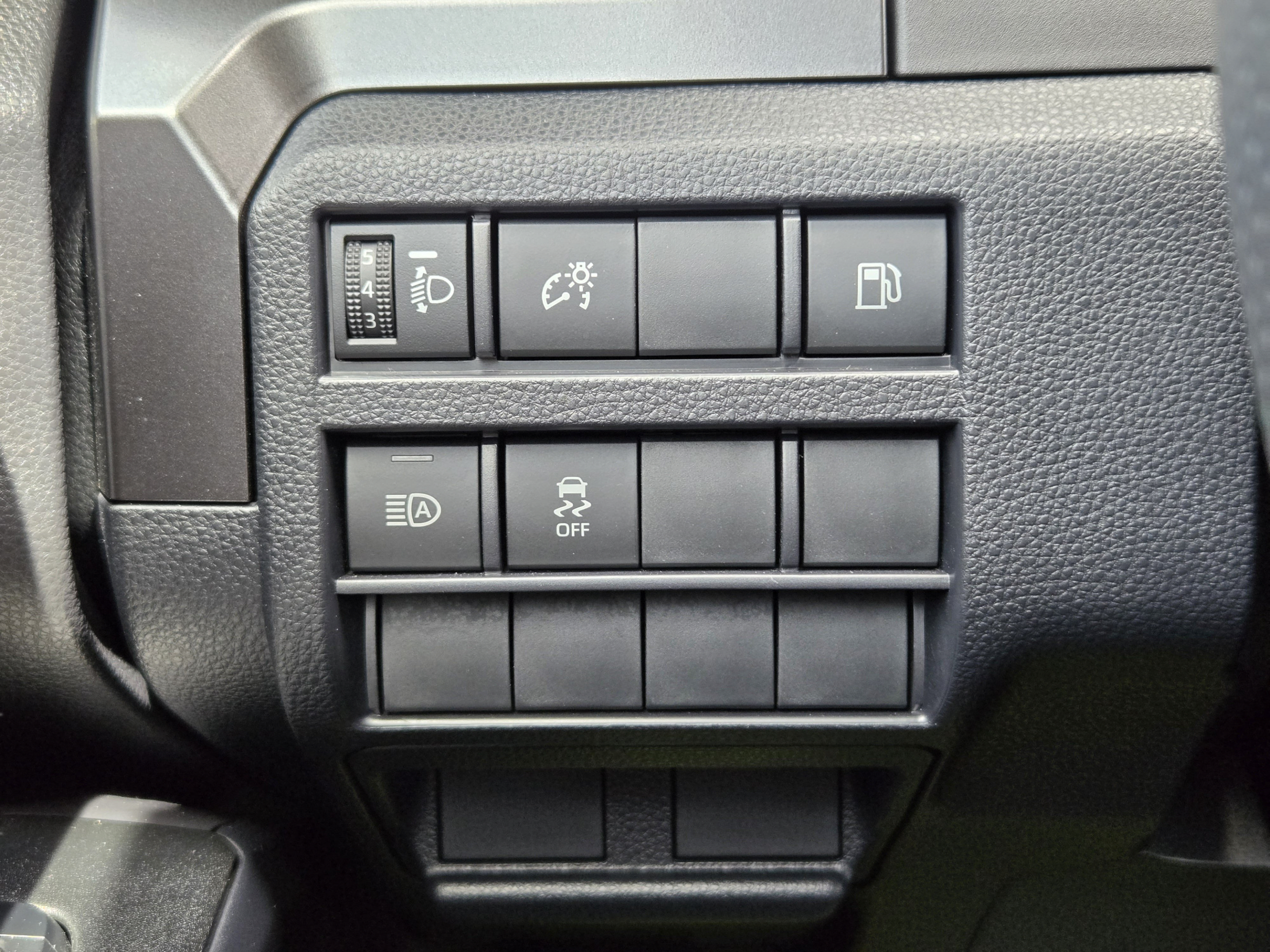 Used 2026 Toyota 4Runner SR5 AWD/4WD image 20