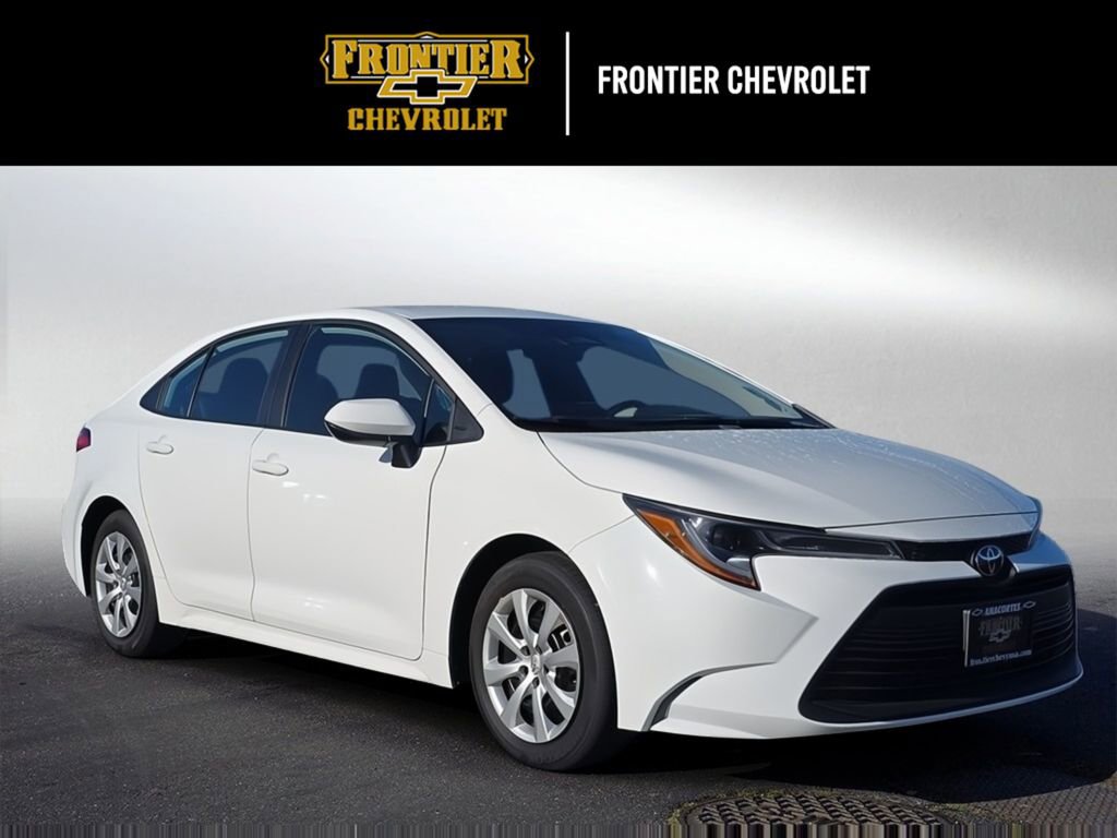 Used 2024 Toyota Corolla LE FWD image 1