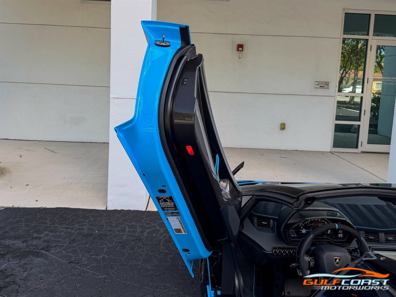 Used 2021 Lamborghini Aventador SVJ AWD/4WD image 28