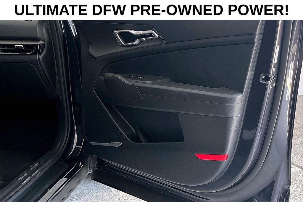 Used 2026 Kia Sportage LX FWD image 21