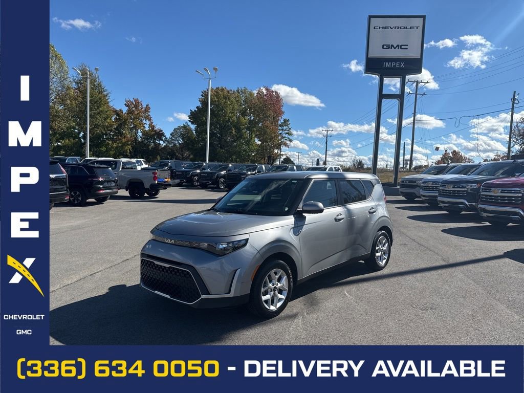Used 2024 Kia Soul LX w/ Option Group 015 image 1