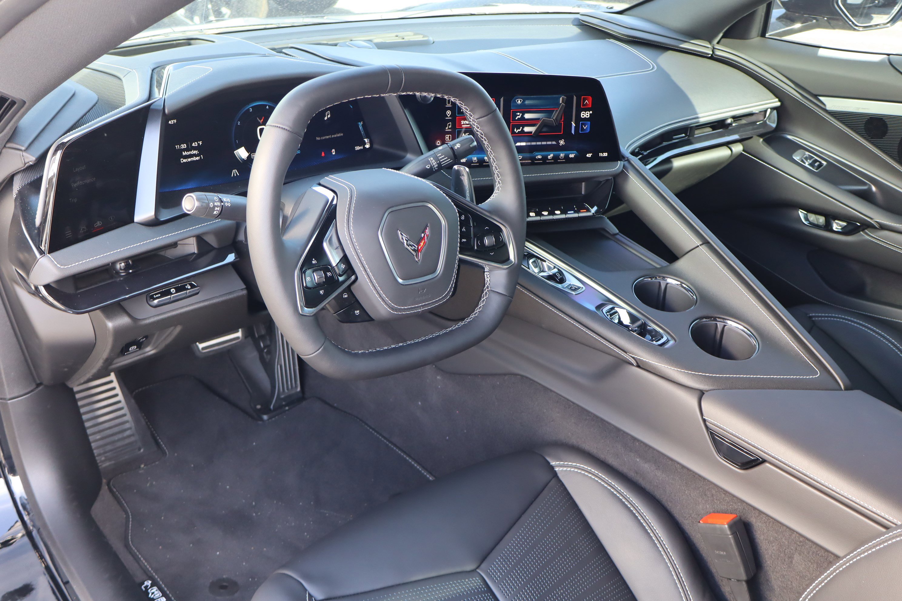 Used 2026 Chevrolet Corvette Stingray Preferred Cpe w/ Z51 Performance Package image 12