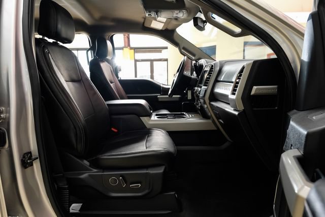 Used 2017 Ford F250 Lariat w/ Lariat Value Package AWD/4WD image 38