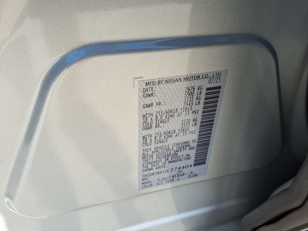 Used 2025 Nissan Pathfinder SV FWD image 32