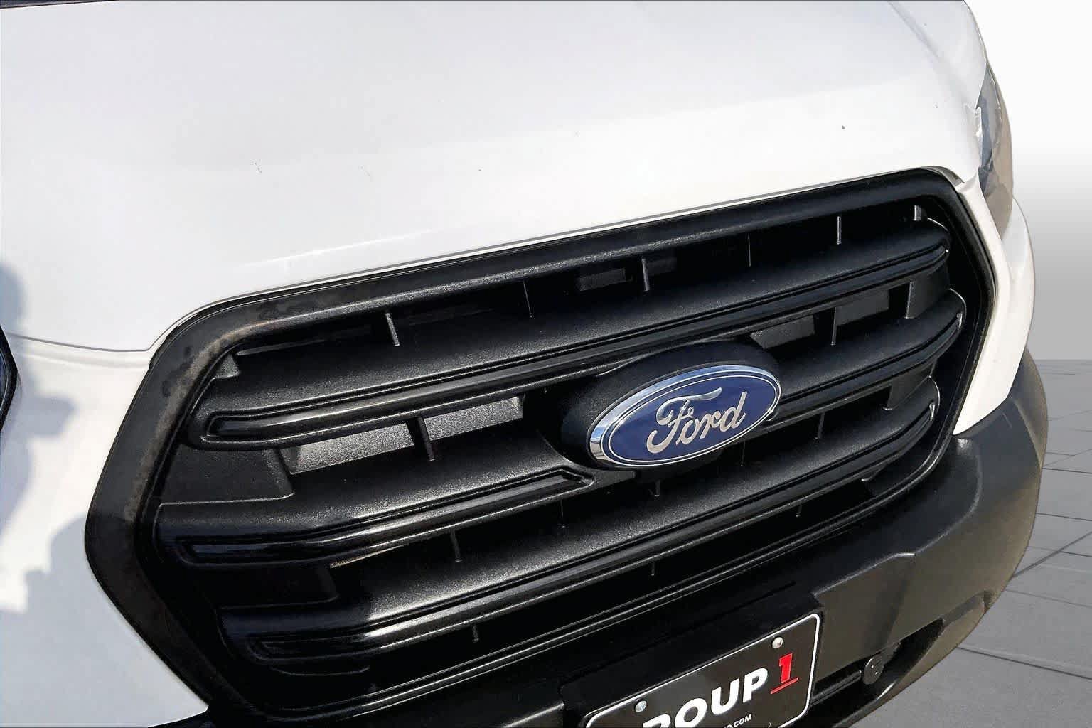 Used 2020 Ford Transit 150 XL RWD image 28
