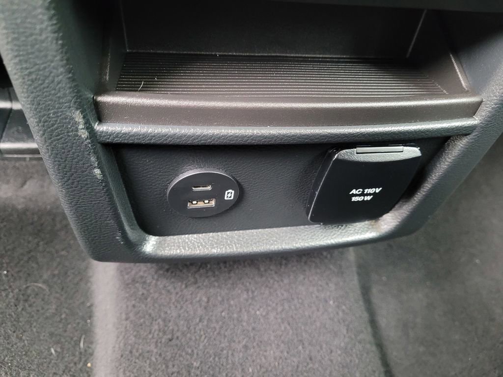 Used 2022 Ford Edge SEL w/ Convenience Package image 10