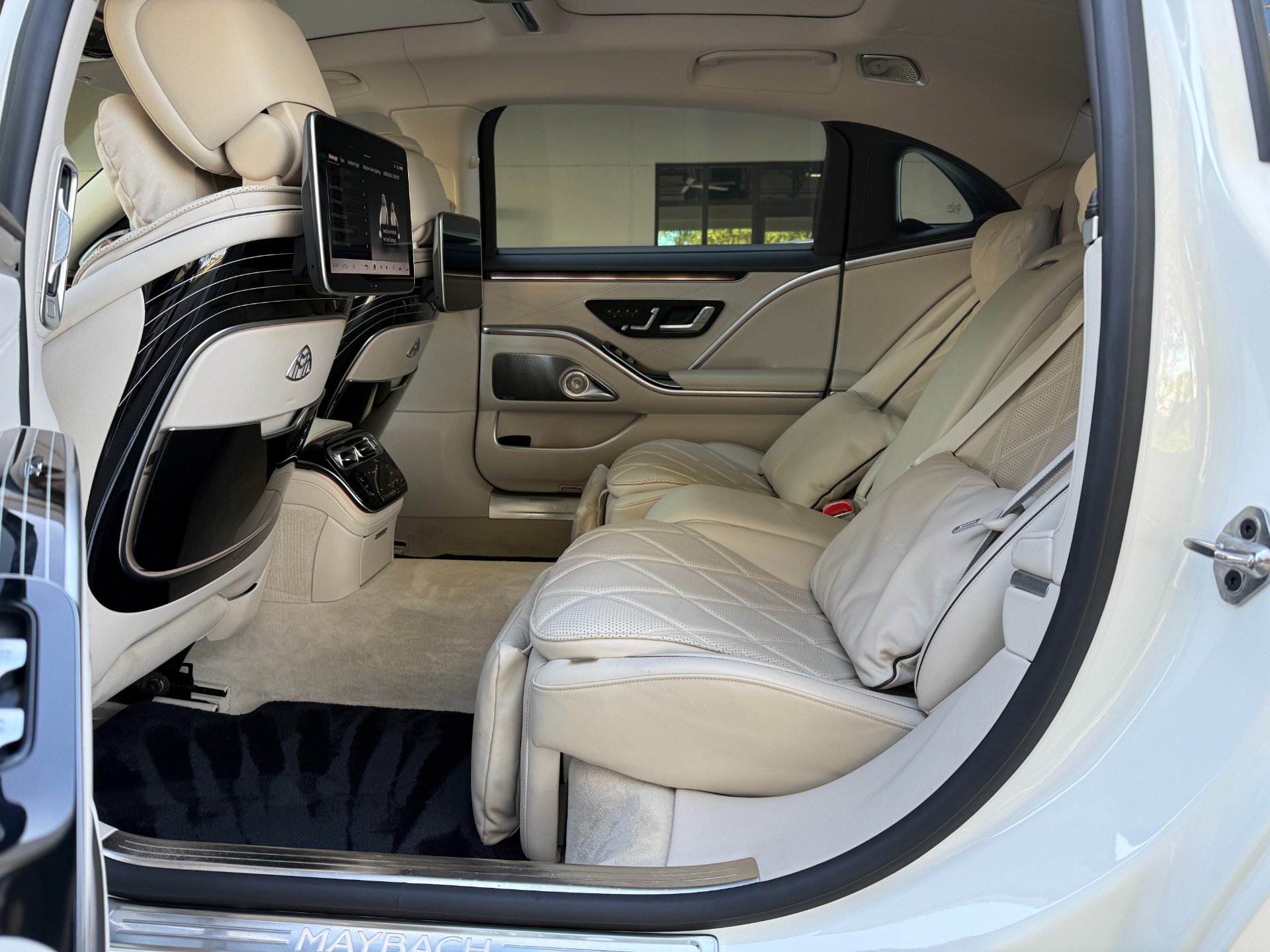 Used 2021 Mercedes-Benz Maybach S 580 Mercedes-Maybach S 580 4MATIC image 29