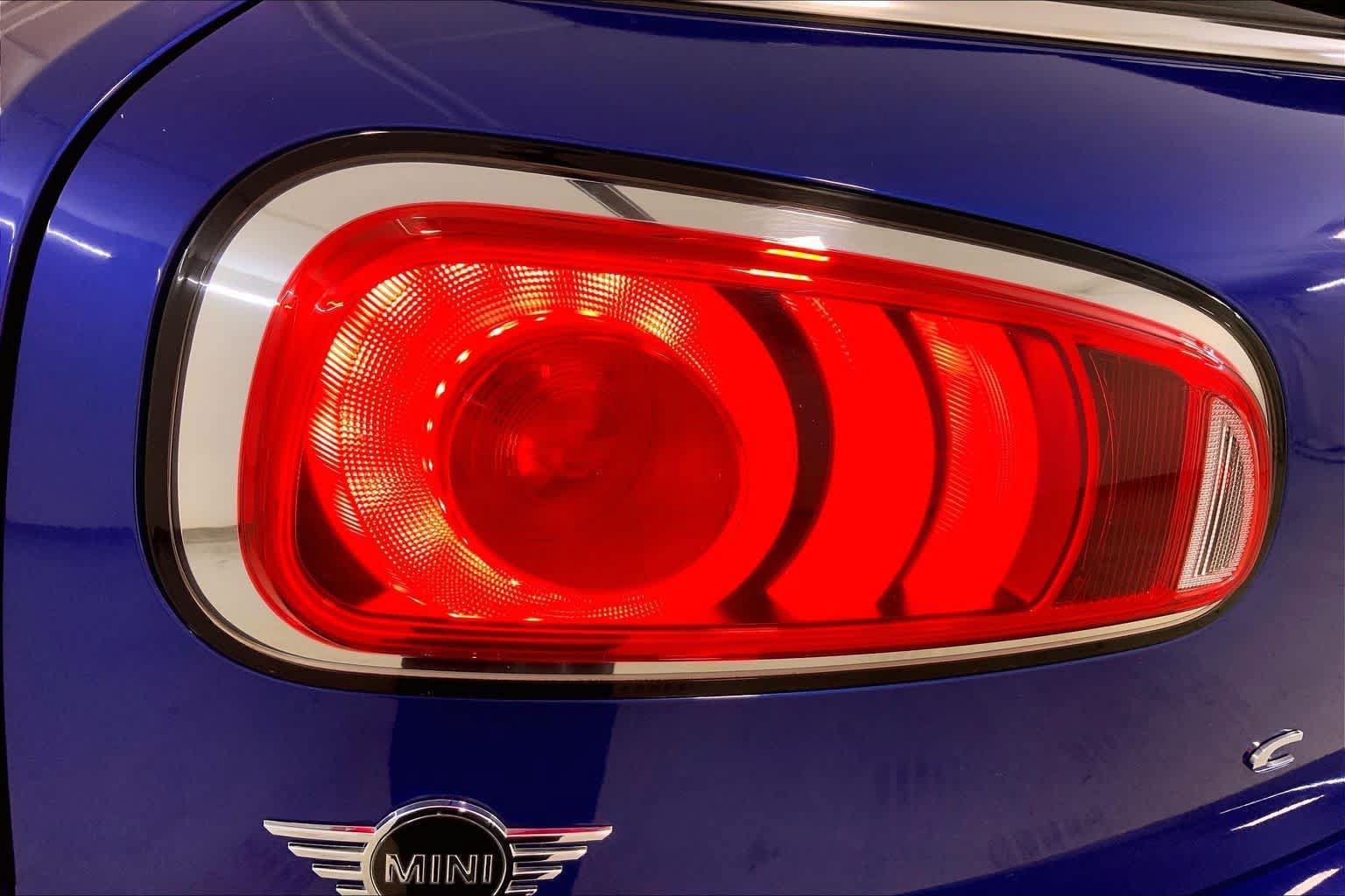 Used 2019 MINI Cooper Clubman S w/ Starlight Blue Edition FWD image 28