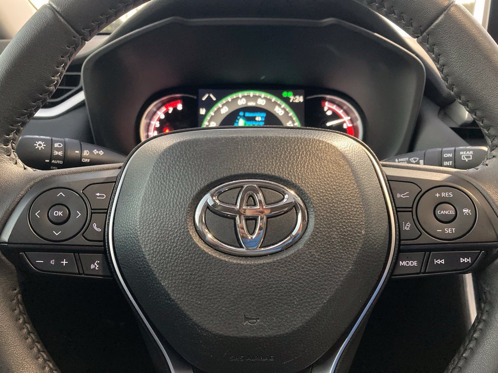 Certified 2025 Toyota RAV4 XLE Premium FWD image 19
