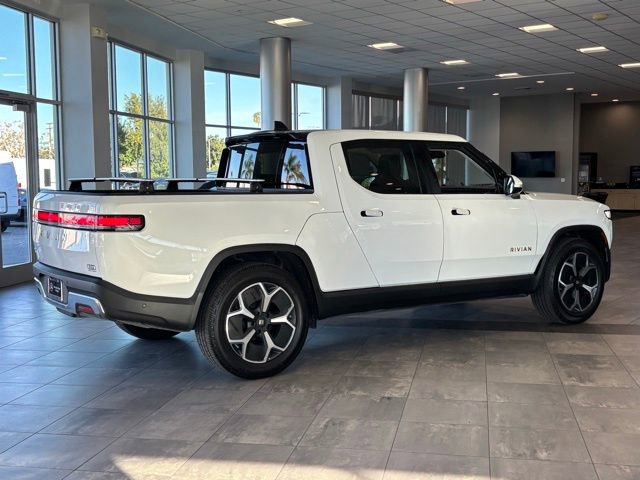 Used 2022 Rivian R1T Adventure image 3