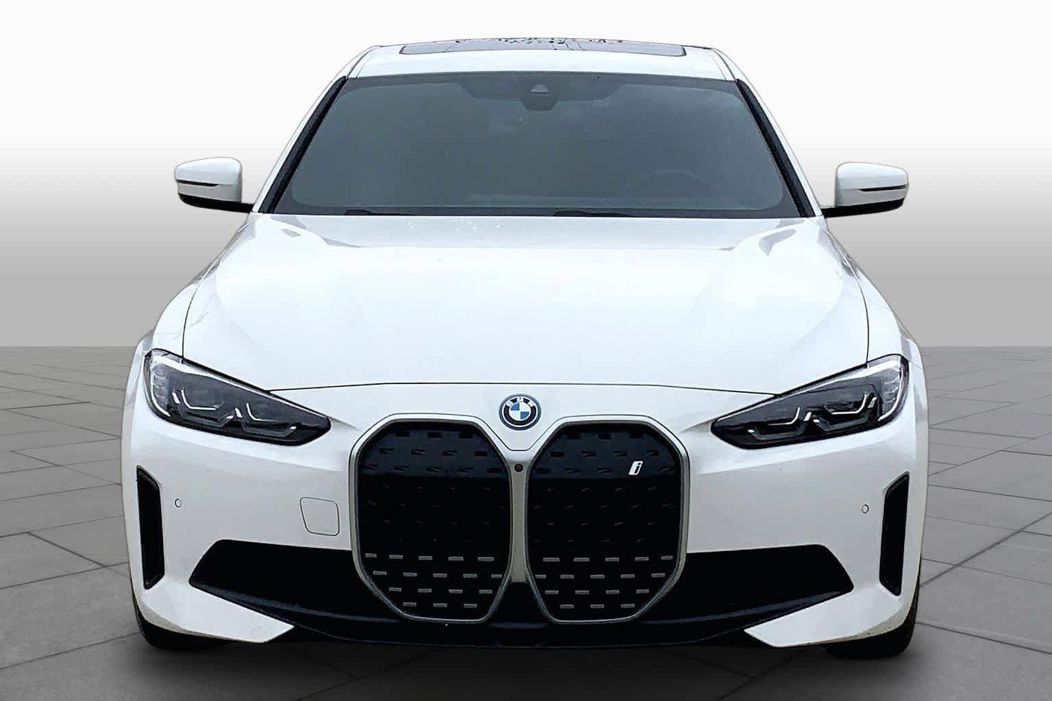 Used 2023 BMW i4 eDrive40 w/ Premium Package RWD image 3