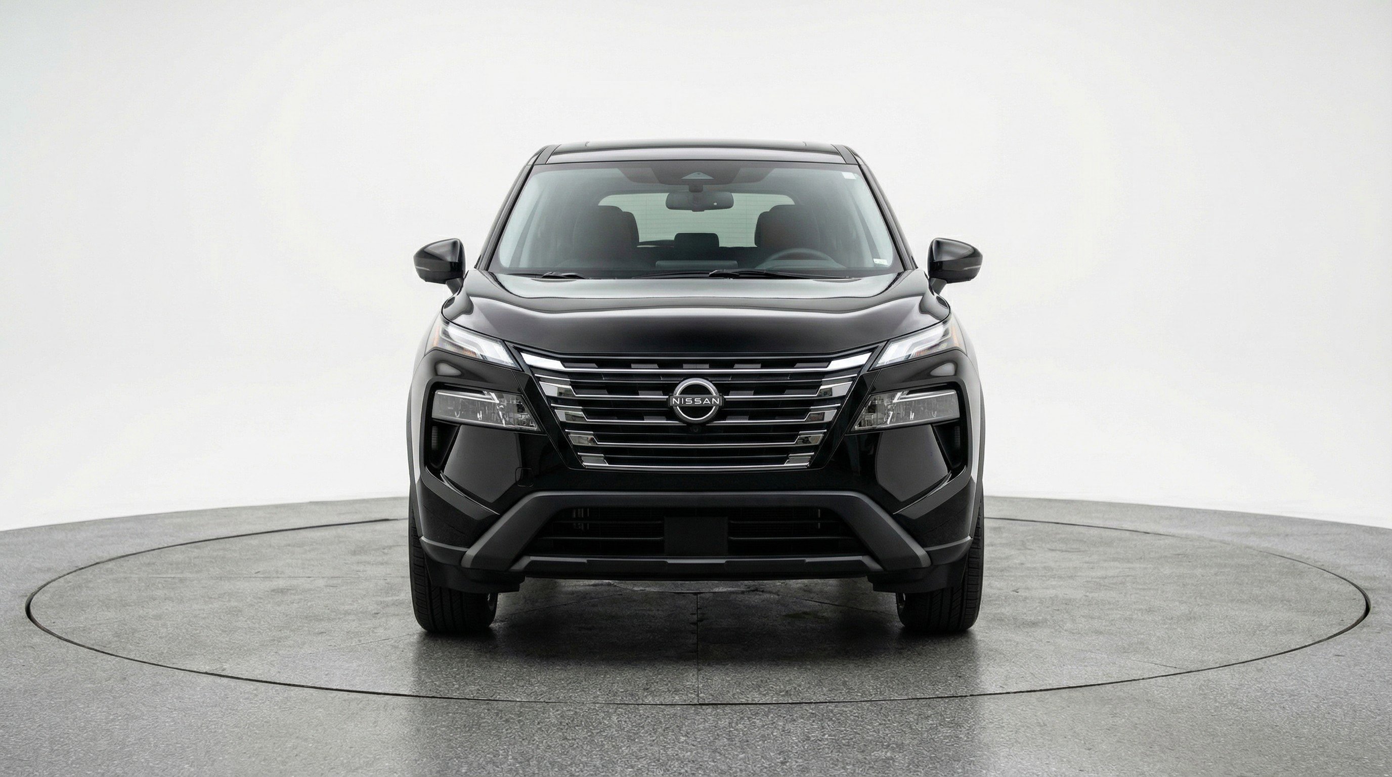 Used 2025 Nissan Rogue SV image 2