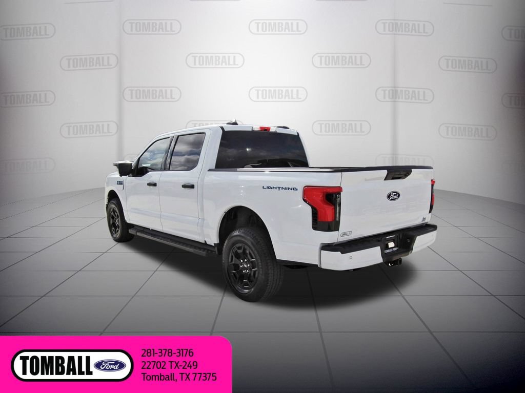 Used 2025 Ford F150 Lightning XLT AWD/4WD image 5