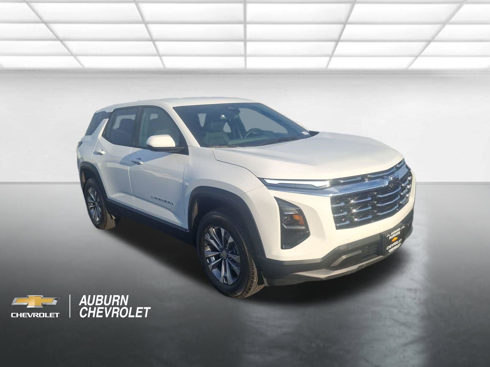 Used 2026 Chevrolet Equinox LT w/ Convenience Package II image 1