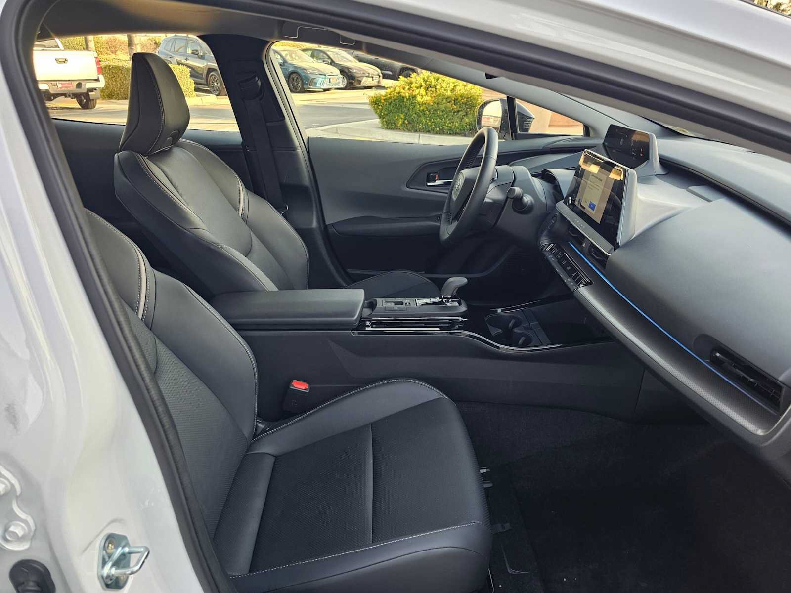Certified 2026 Toyota Prius XLE FWD image 10