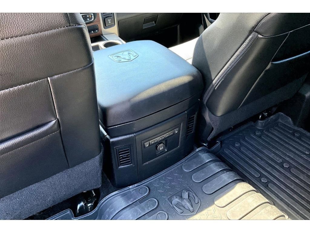 Used 2013 RAM 1500 Laramie w/ Convenience Group AWD/4WD image 34