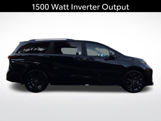 Certified 2026 Toyota Sienna XSE FWD image 4