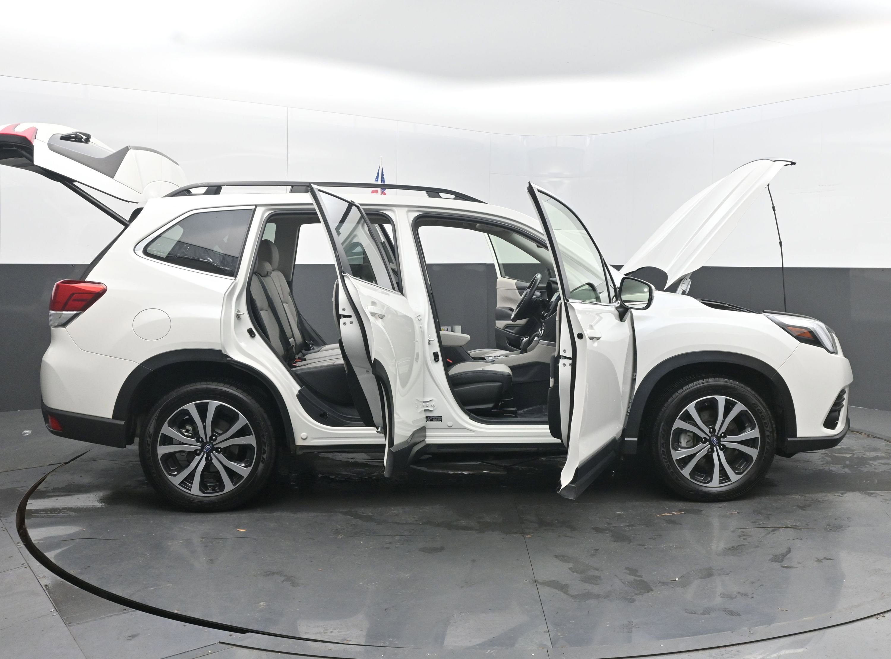 Used 2022 Subaru Forester Limited image 46