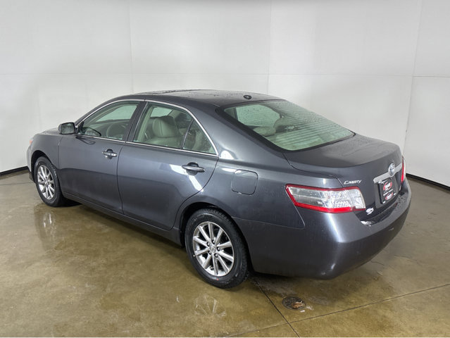 Used 2010 Toyota Camry XLE image 18
