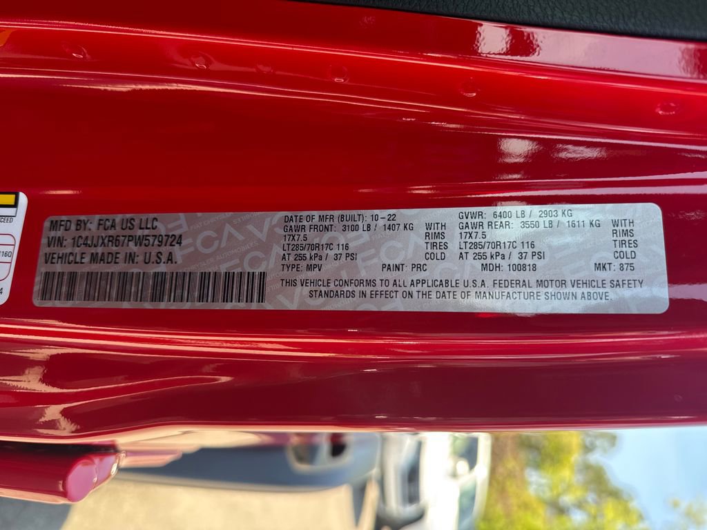 Used 2023 Jeep Wrangler Unlimited Rubicon 4xe image 33