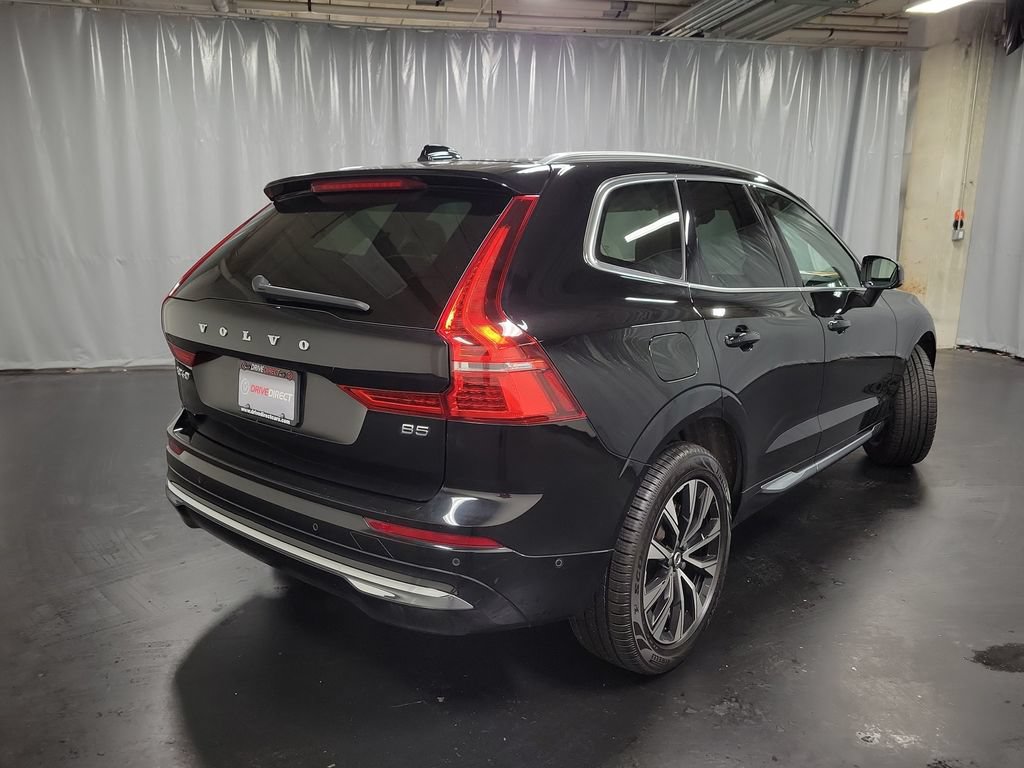 Used 2023 Volvo XC60 B5 Plus FWD image 8