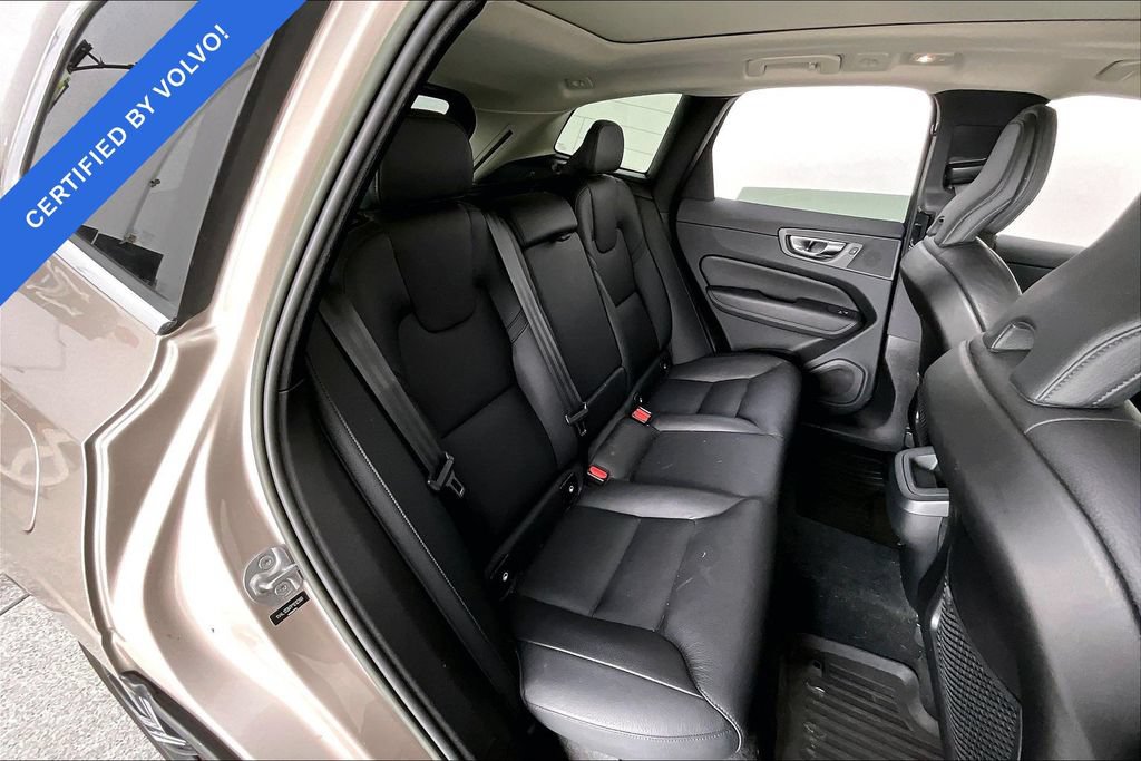 Certified 2023 Volvo XC60 B5 Plus w/ Protection Package Premier FWD image 36